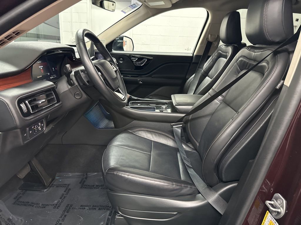 Used 2023 Lincoln Aviator Reserve w/ Equipment Group 201A image 19