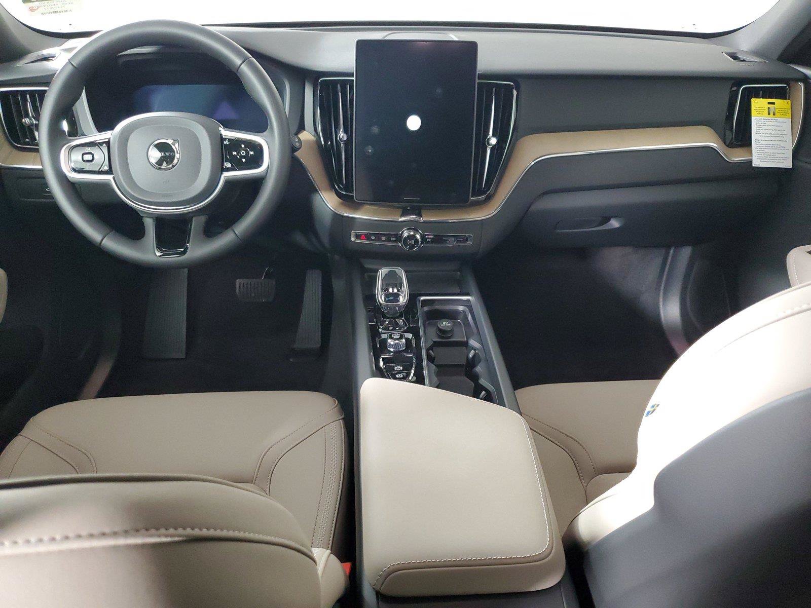 New 2026 Volvo XC60 B5 Plus w/ Climate Package AWD/4WD image 15