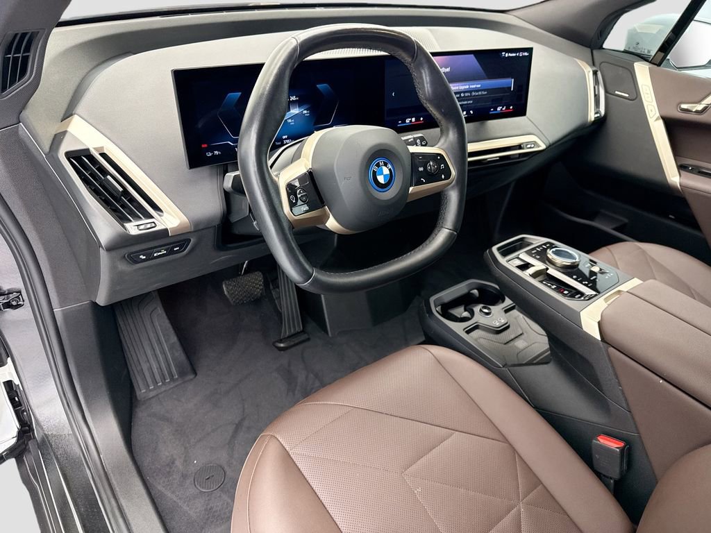 Certified 2024 BMW iX xDrive50 w/ Premium Package AWD/4WD image 9