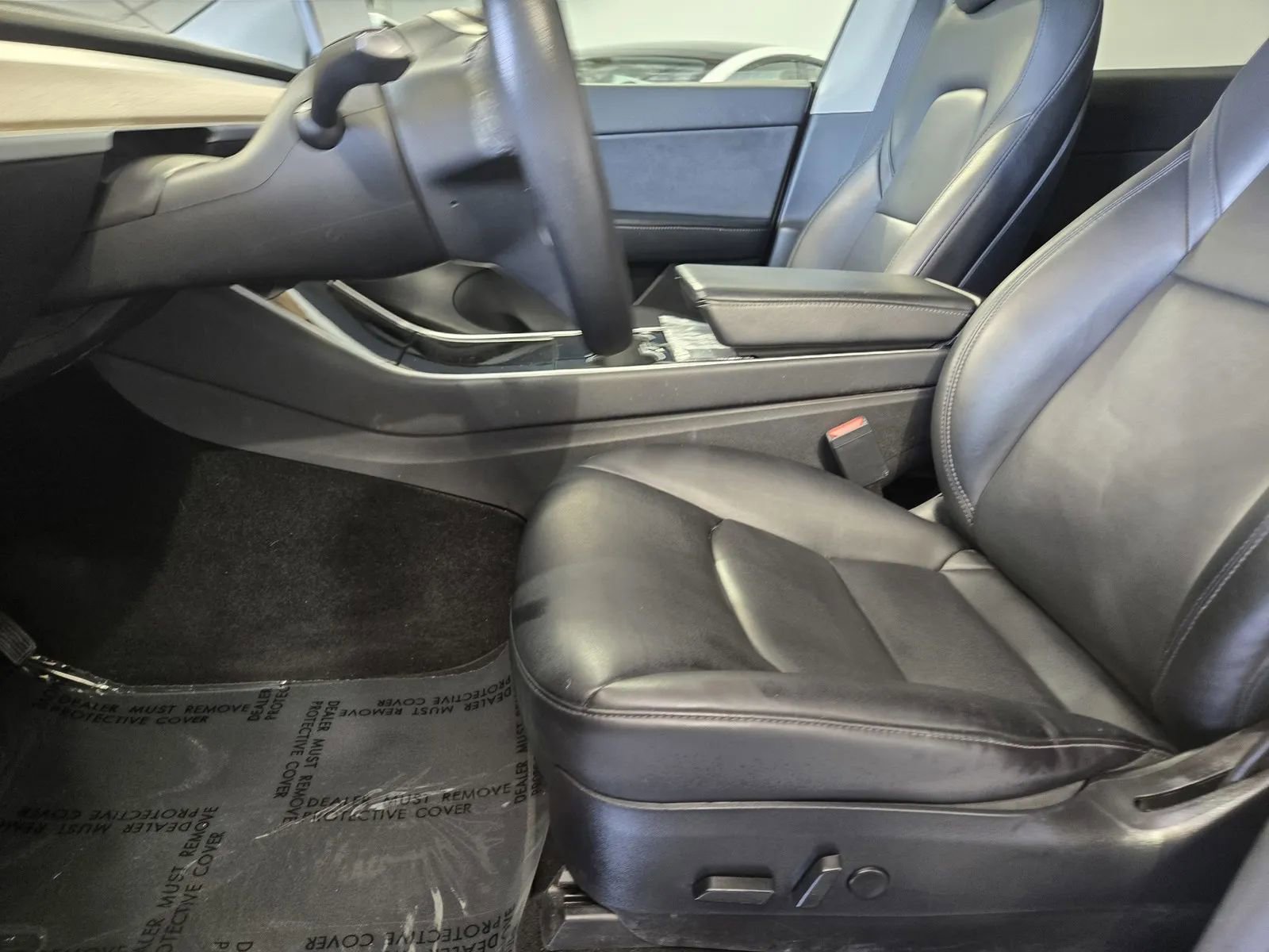 Used 2020 Tesla Model Y Long Range image 14