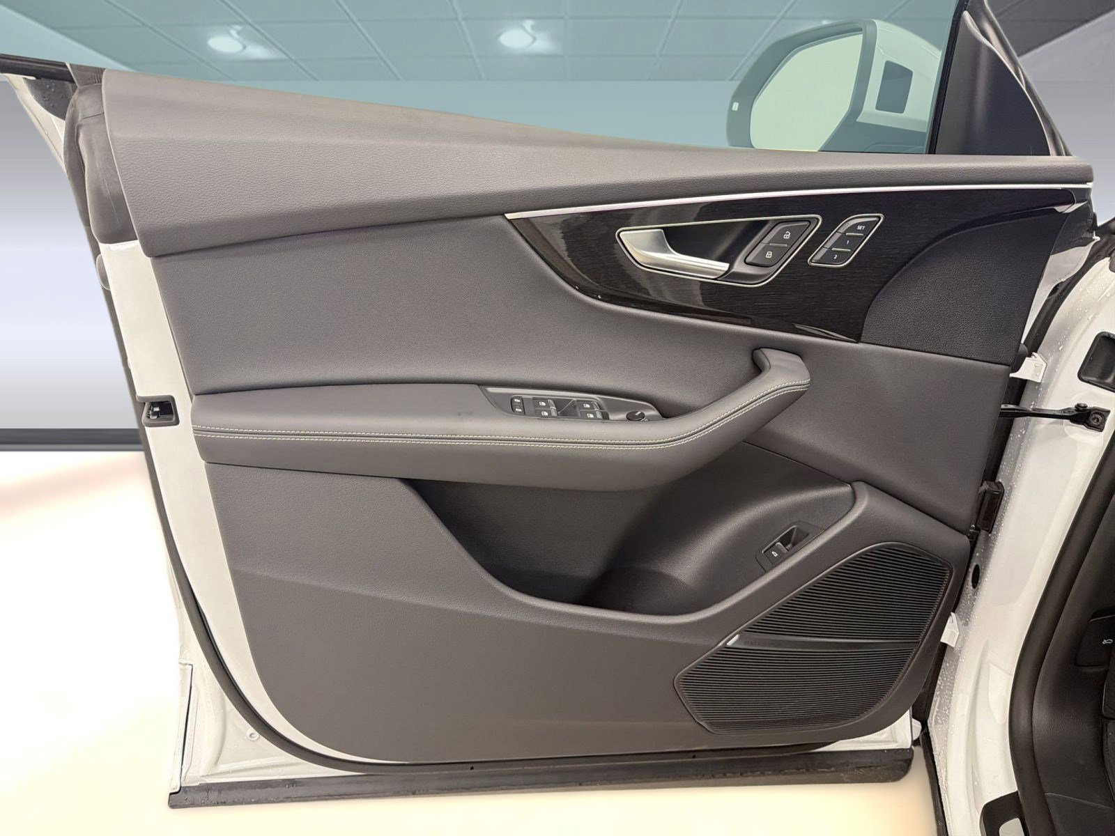 Certified 2026 Audi Q8 Premium Plus image 19