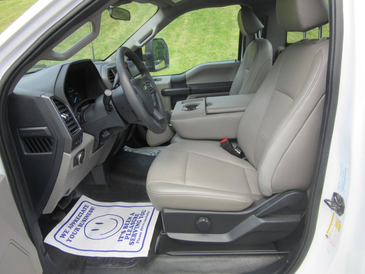 Used 2022 Ford F350 XL w/ Power Equipment Group RWD image 9