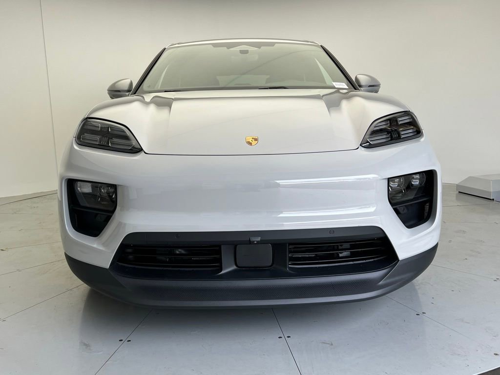 New 2026 Porsche Macan 4S Electric image 25