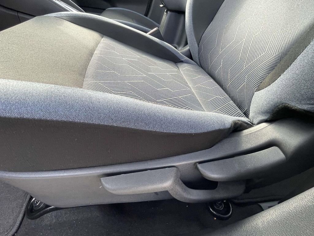 Used 2025 Nissan Versa SV w/ Trunk Package image 14