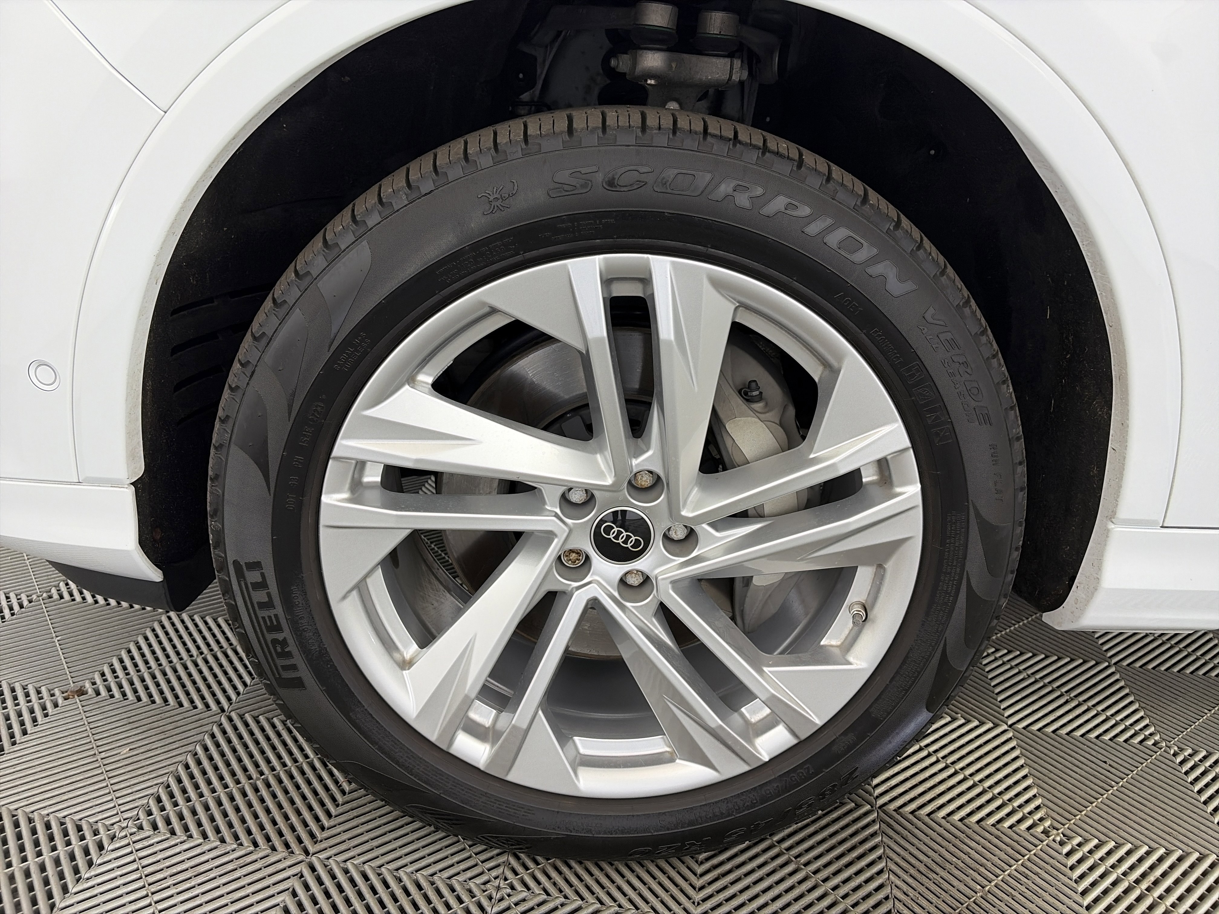 Certified 2023 Audi Q7 2.0T Premium Plus AWD/4WD image 13