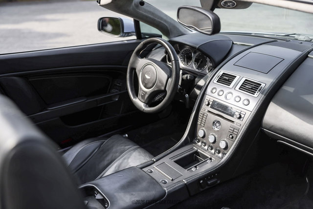 Used 2007 Aston Martin V8 Vantage Roadster RWD image 41