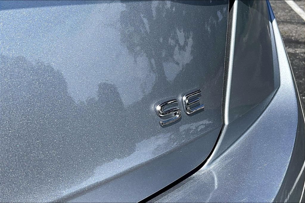 Used 2024 Volkswagen Jetta SE FWD image 24