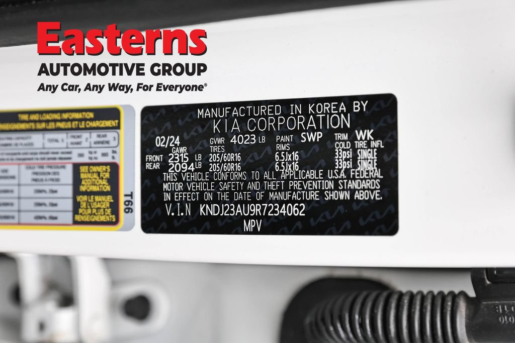 Used 2024 Kia Soul LX w/ Option Group 015 FWD image 34