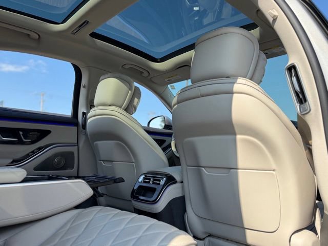 Used 2023 Mercedes-Benz S 580 4MATIC Sedan w/ AMG Line image 27