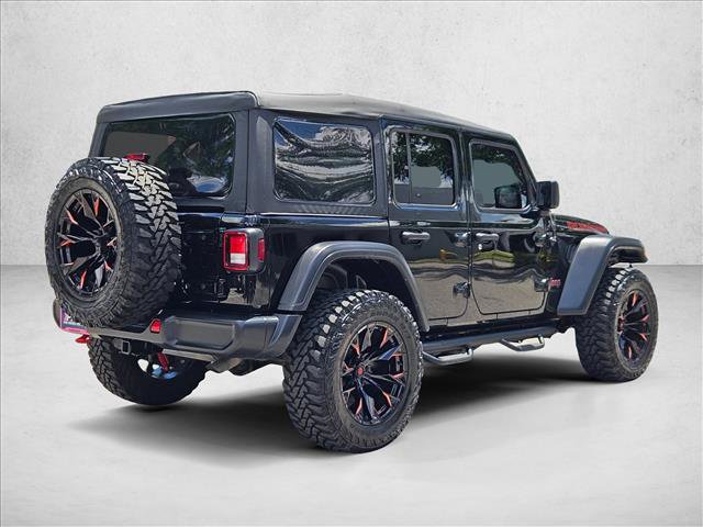 Used 2022 Jeep Wrangler Unlimited Rubicon w/ Cold Weather Group AWD/4WD image 5