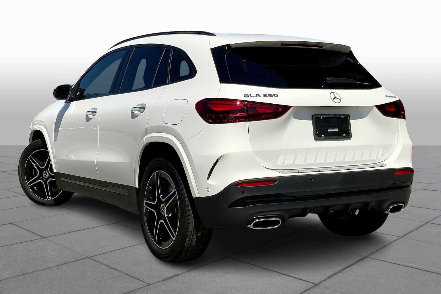 Used 2026 Mercedes-Benz GLA 250 4MATIC image 16