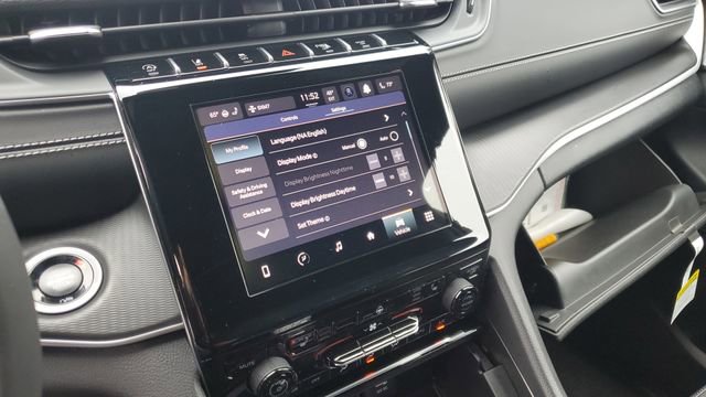 Certified 2024 Jeep Grand Cherokee L Altitude image 14