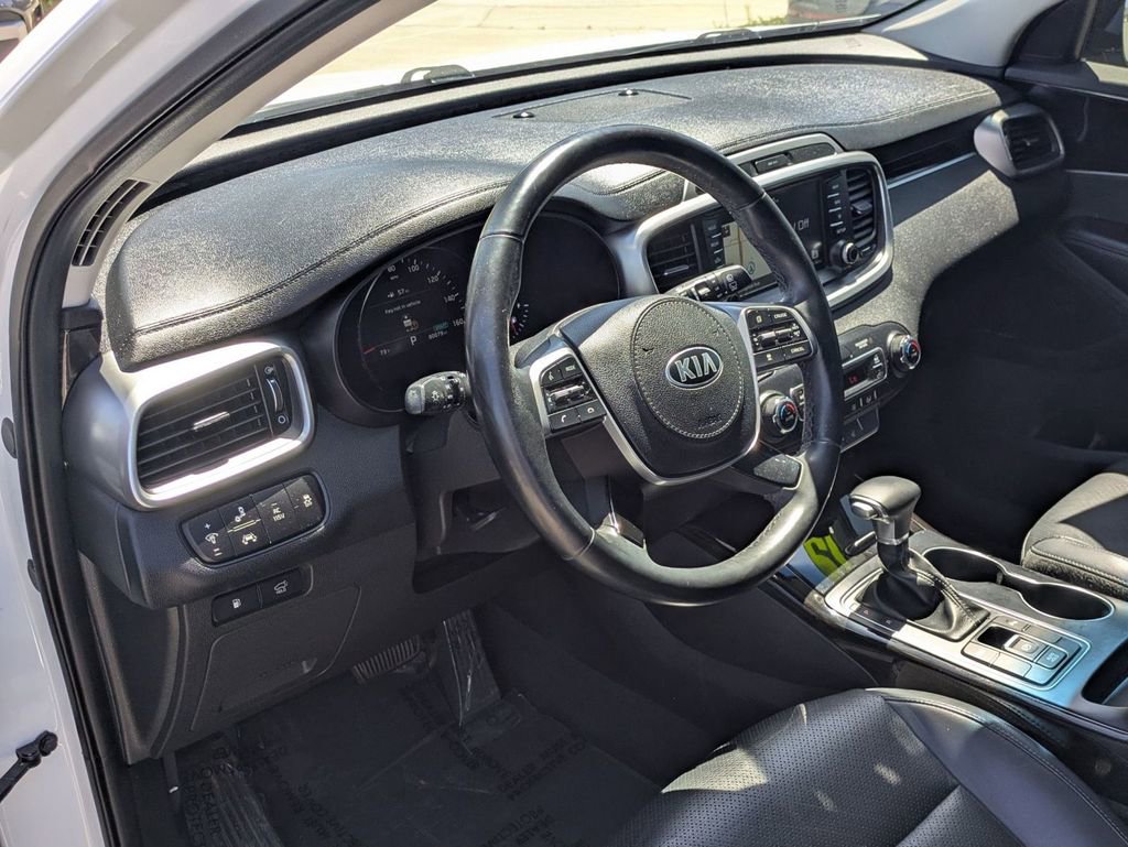 Used 2019 Kia Sorento EX w/ EX Touring Package FWD image 13