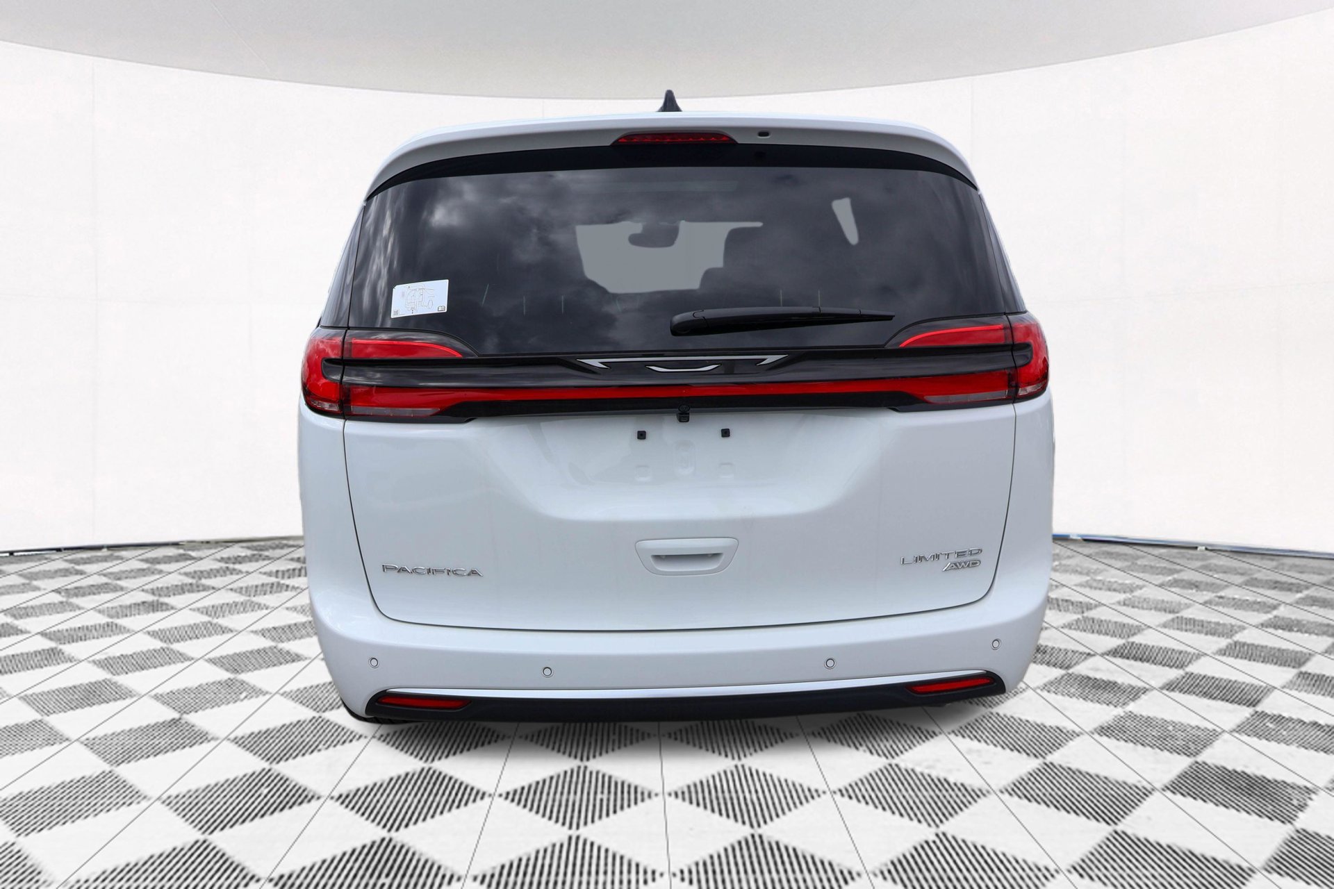 New 2027 Chrysler Pacifica Limited AWD/4WD image 13