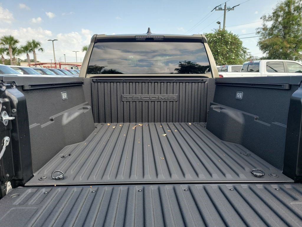 Certified 2026 Toyota Tacoma TRD Off-Road AWD/4WD image 30