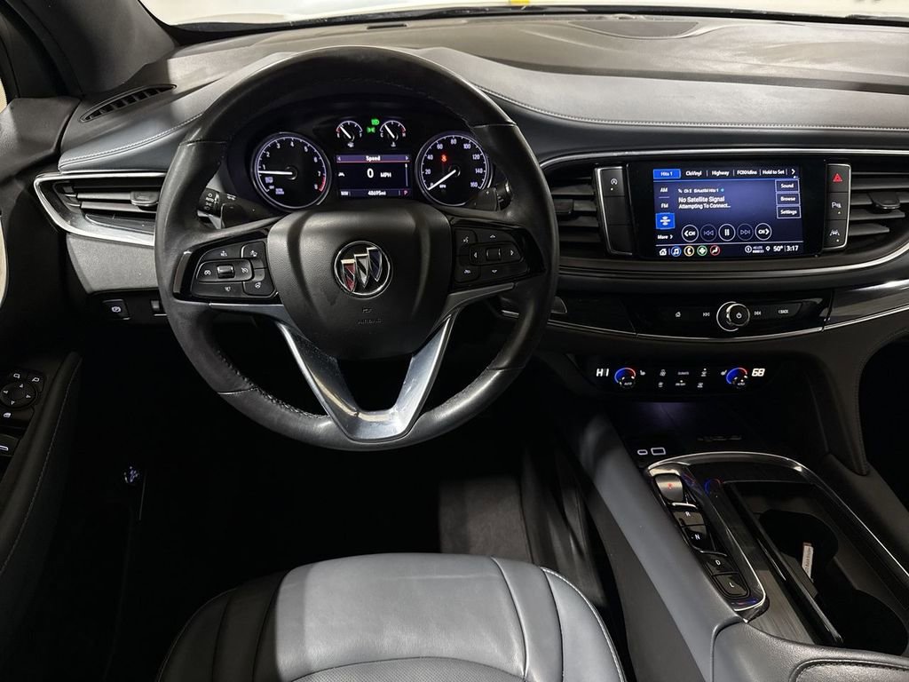 Used 2023 Buick Enclave Essence image 11