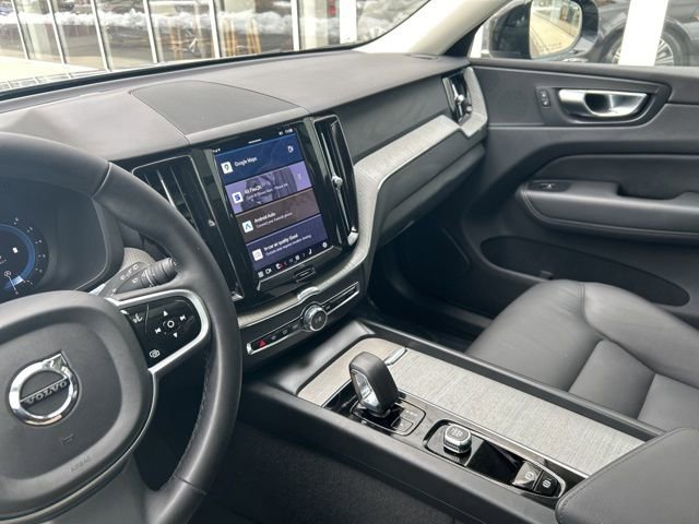 Certified 2025 Volvo XC60 B5 Plus image 19
