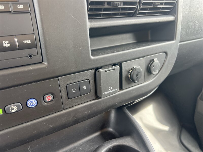 Used 2021 GMC Savana 3500 w/ Power Convenience Package RWD image 22