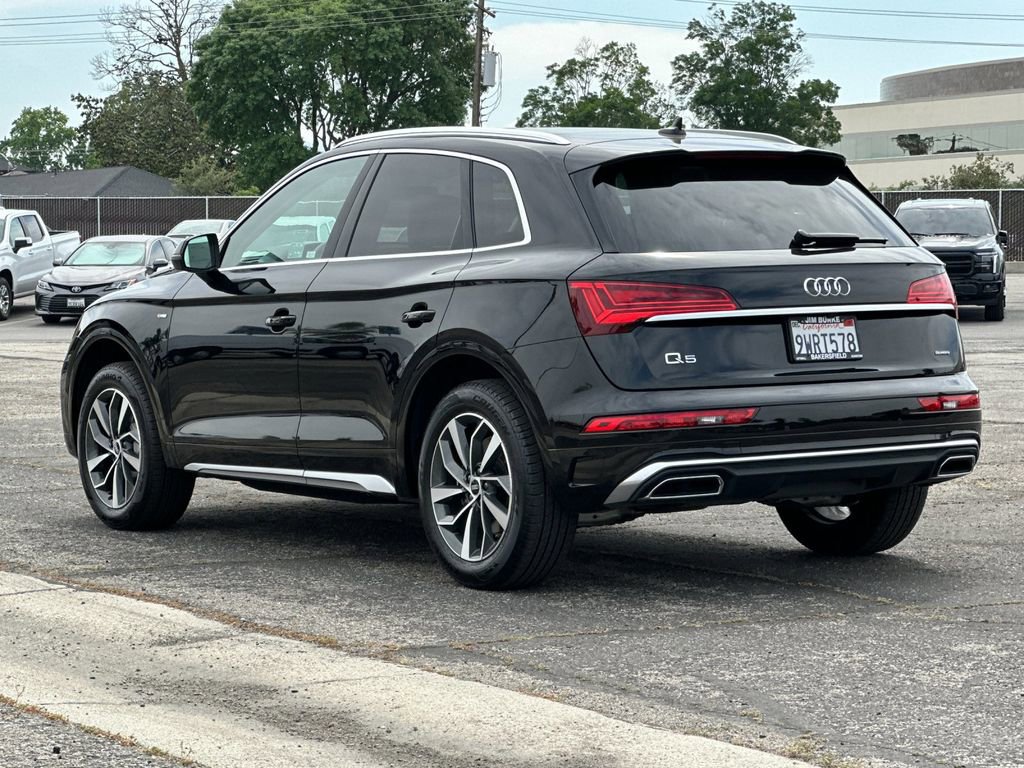 Used 2022 Audi Q5 2.0T Premium w/ Convenience Package image 5
