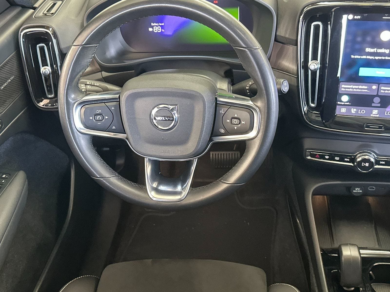 Certified 2023 Volvo XC40 Recharge Ultimate w/ Protection Package Premier AWD/4WD image 18