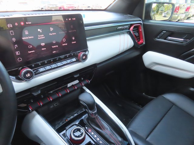 Used 2024 GMC Canyon AT4X w/ AT4X AEV Edition image 33