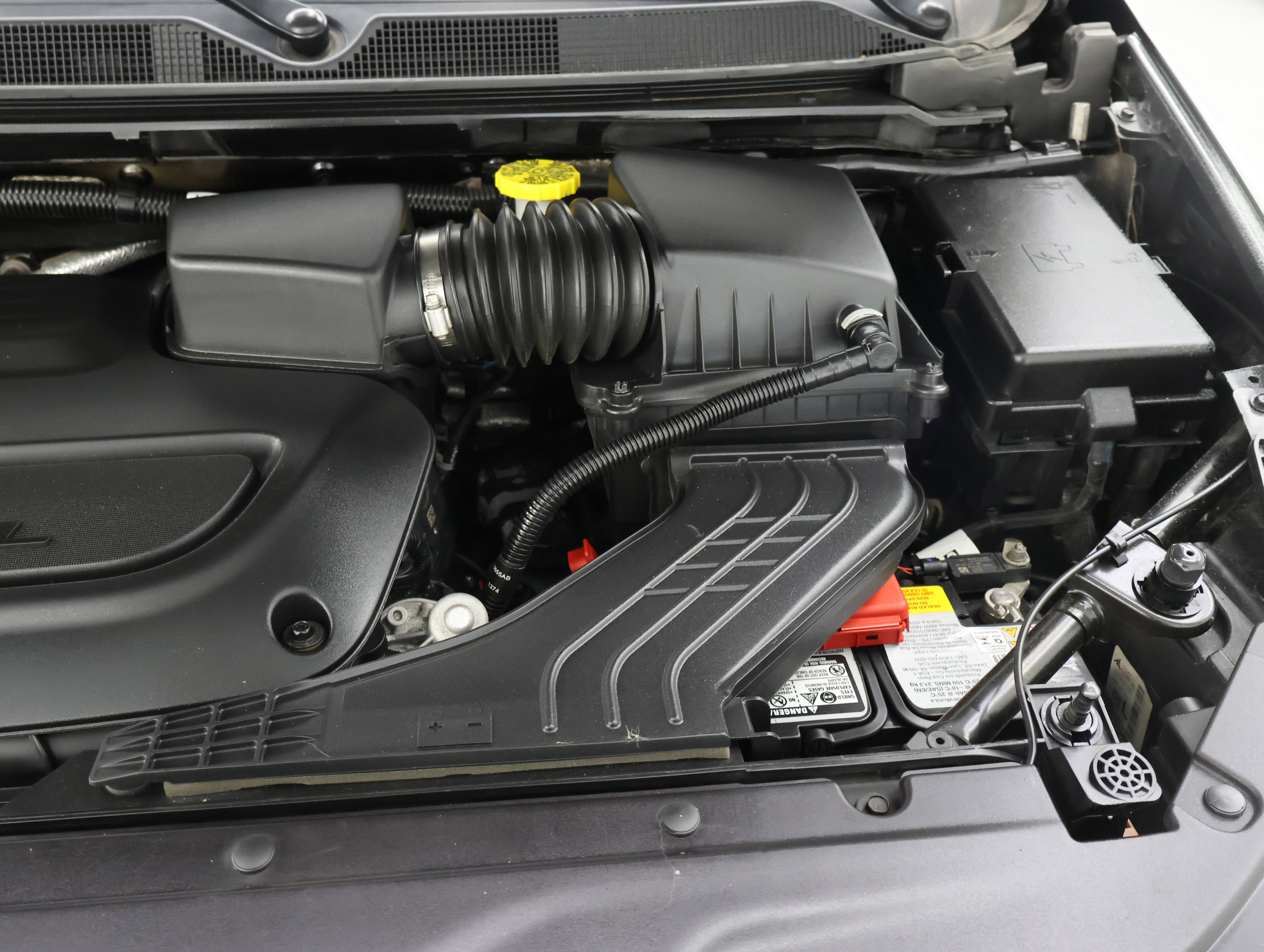 Used 2024 Chrysler Pacifica Touring-L image 18