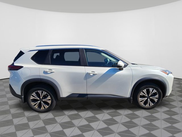 Certified 2023 Nissan Rogue SV w/ SV Premium Package AWD/4WD image 6
