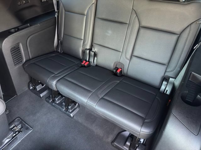 Used 2021 Chevrolet Suburban Z71 w/ Rear Media and Nav Package AWD/4WD image 9