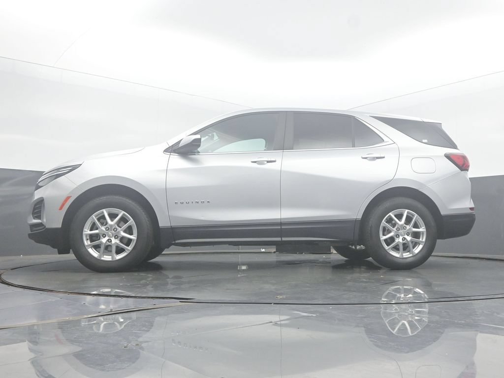 Used 2022 Chevrolet Equinox LT AWD/4WD image 45