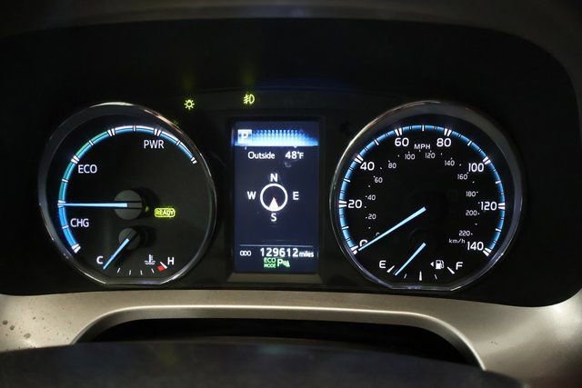 Used 2017 Toyota RAV4 Limited image 19