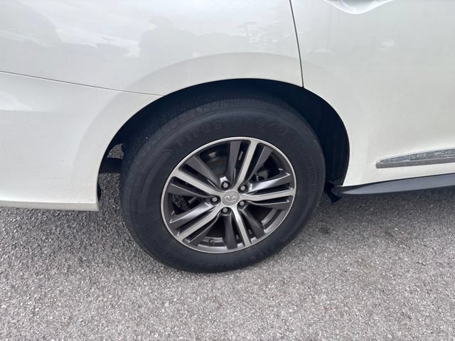 Used 2017 INFINITI QX60 Luxe w/ Premium Package AWD/4WD image 6