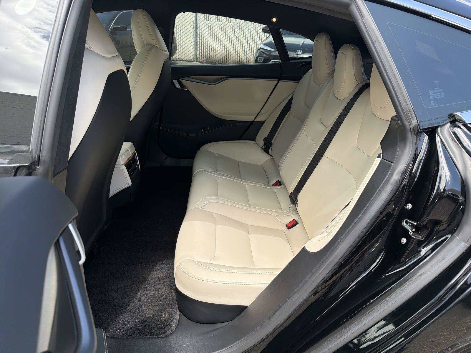 Used 2021 Tesla Model S Long Range Plus AWD/4WD image 23