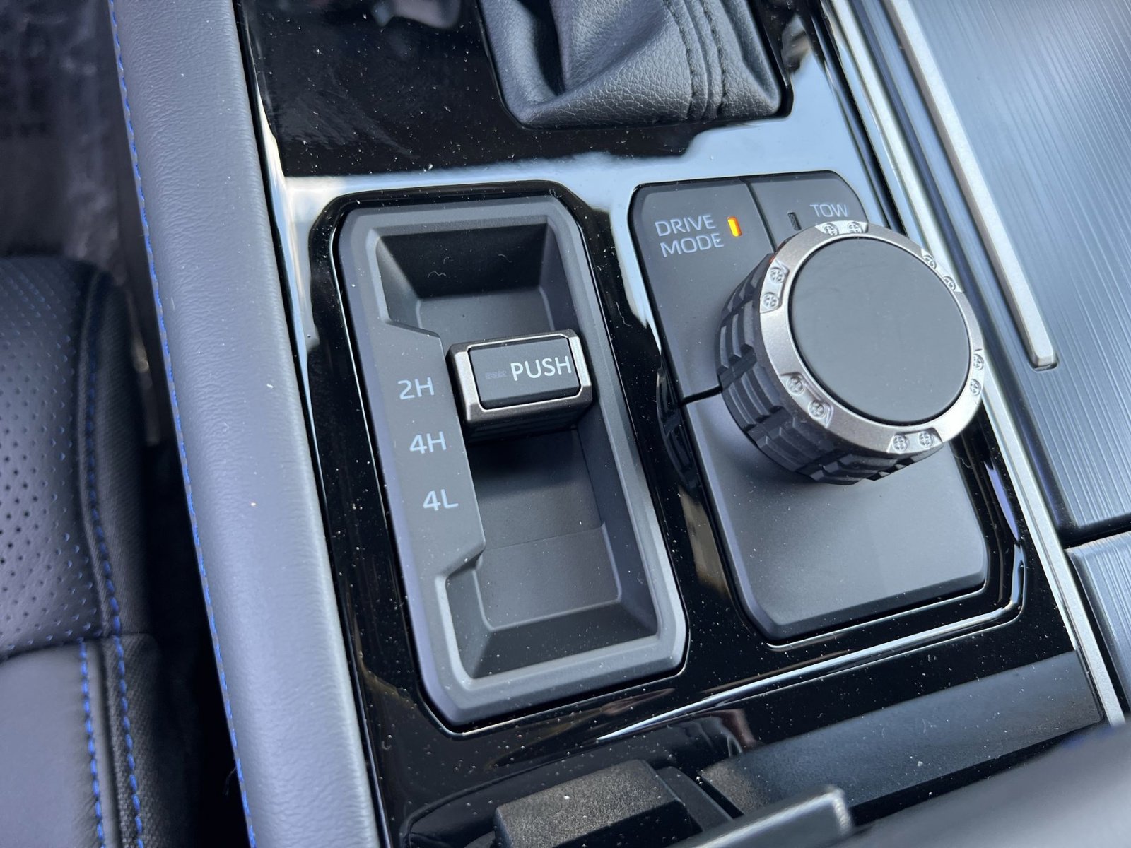 New 2026 Toyota Sequoia Platinum AWD/4WD image 25