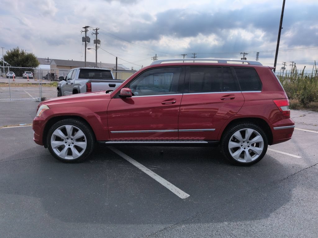 Used 2010 Mercedes-Benz GLK 350 4MATIC image 3