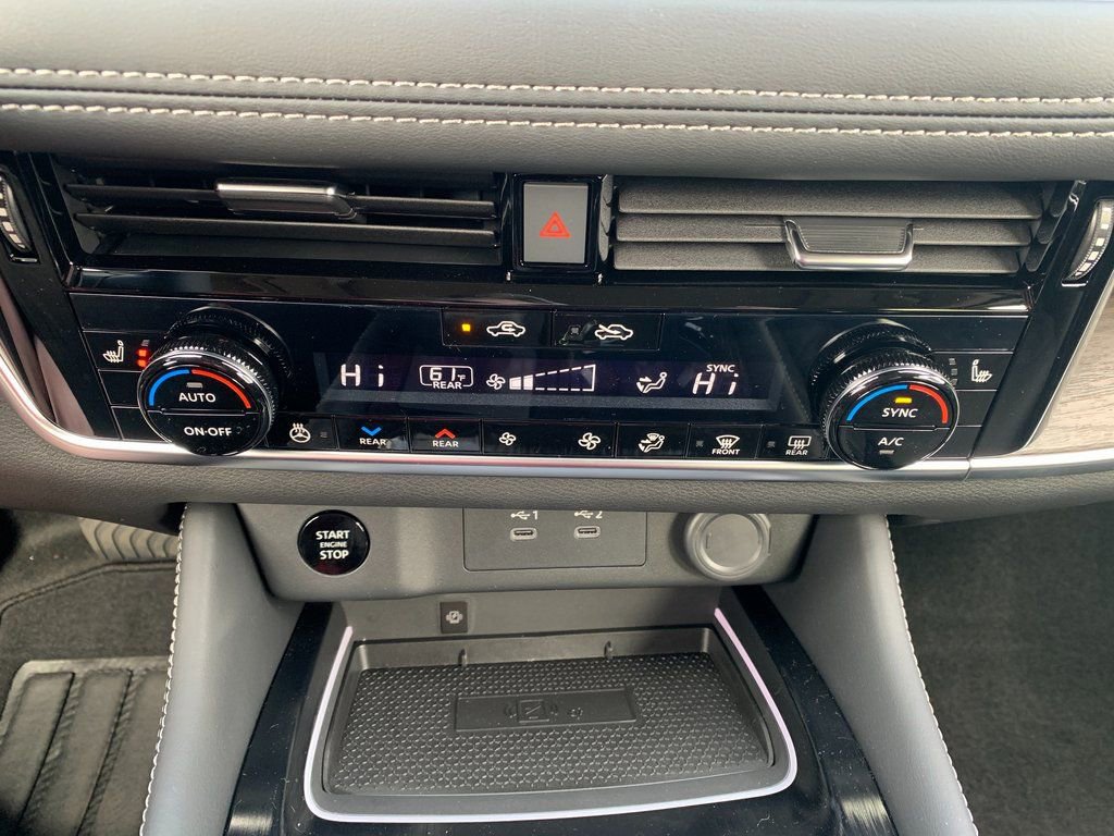 New 2026 Nissan Rogue Platinum image 16