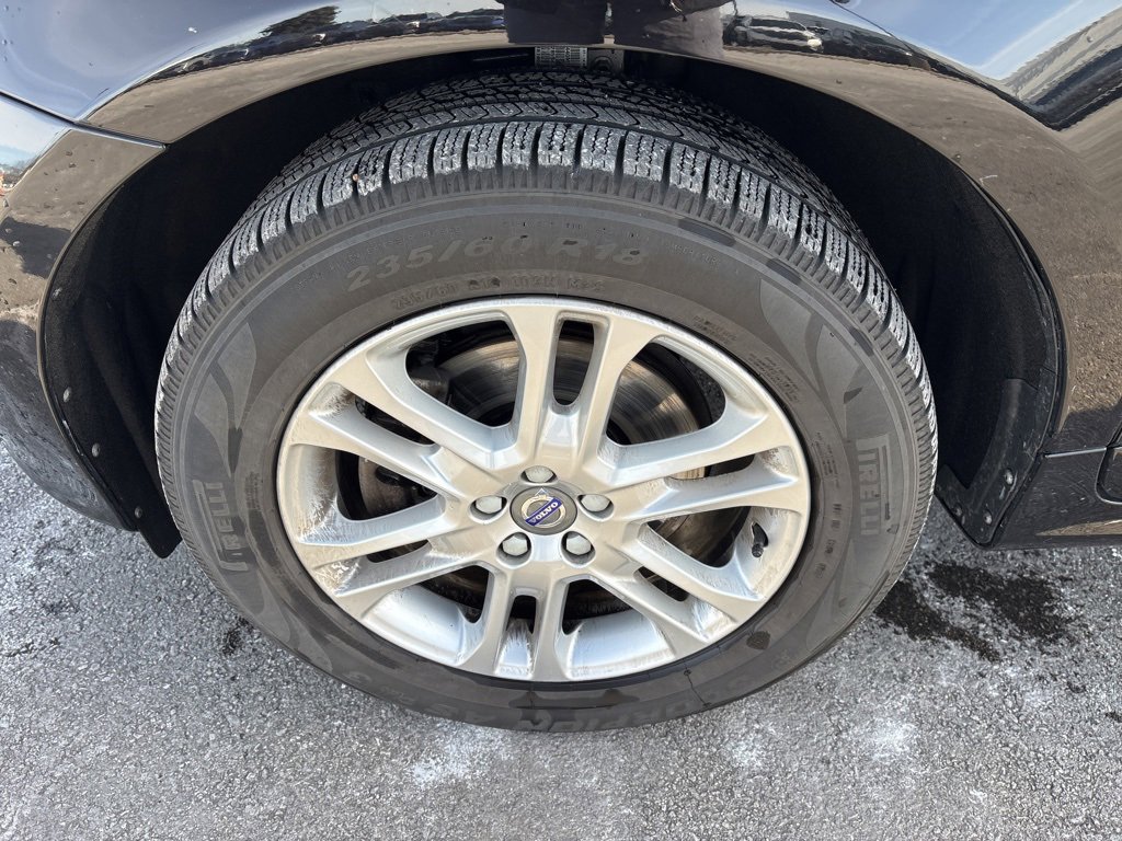 Used 2016 Volvo XC60 T5 Premier w/ Proximity Package image 6