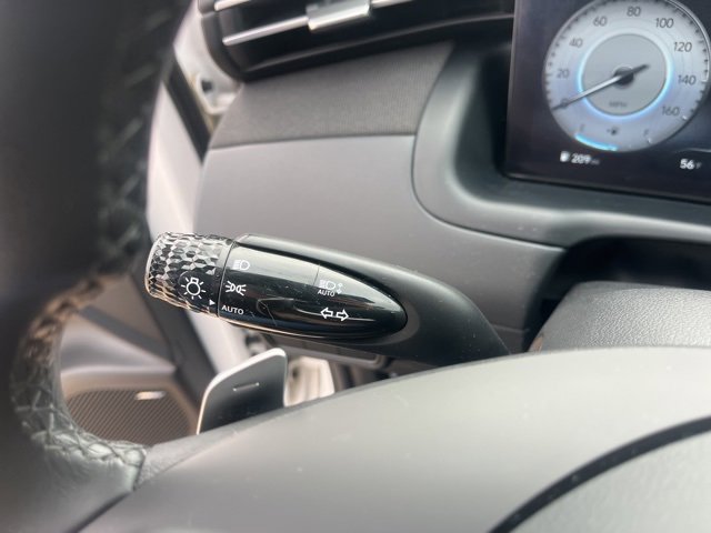 Used 2023 Hyundai Tucson Limited image 23