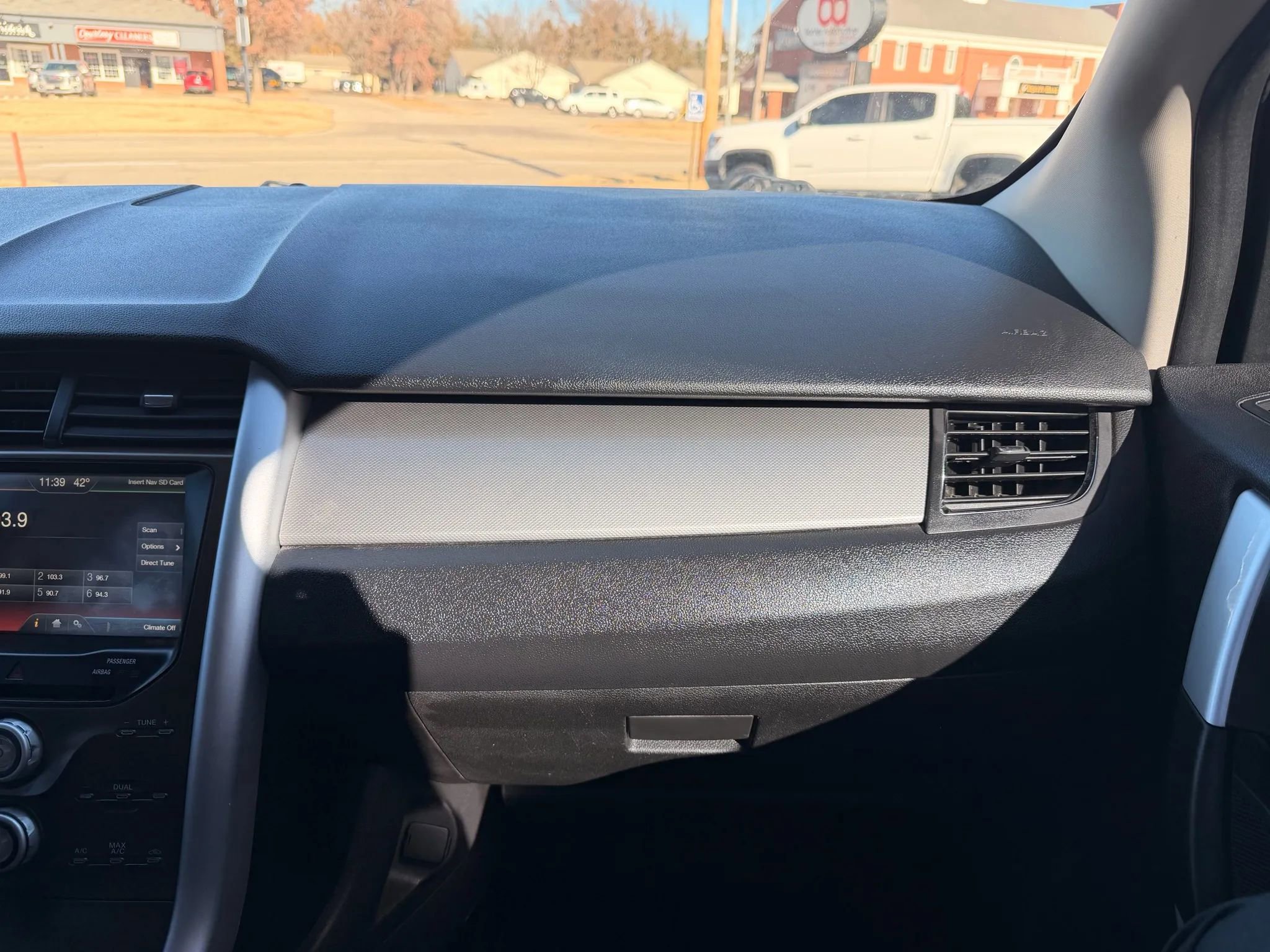 Used 2011 Ford Edge SEL w/ 202A Rapid Spec Order Code image 33