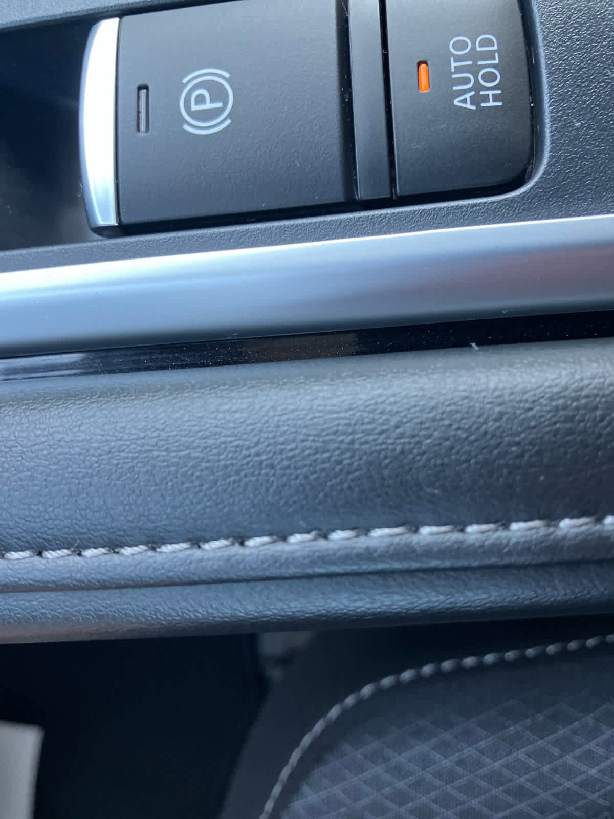 Used 2024 Nissan Pathfinder SV w/ SV Premium Package FWD image 30