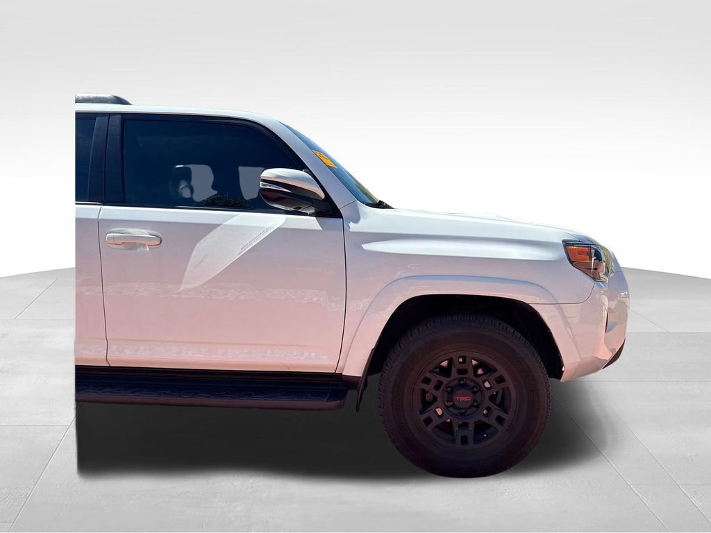 Used 2024 Toyota 4Runner TRD Off-Road Premium w/ Moonroof Package AWD/4WD image 35