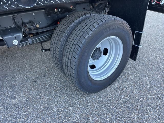 New 2026 Ford F350 XL w/ XL Chrome Package image 6