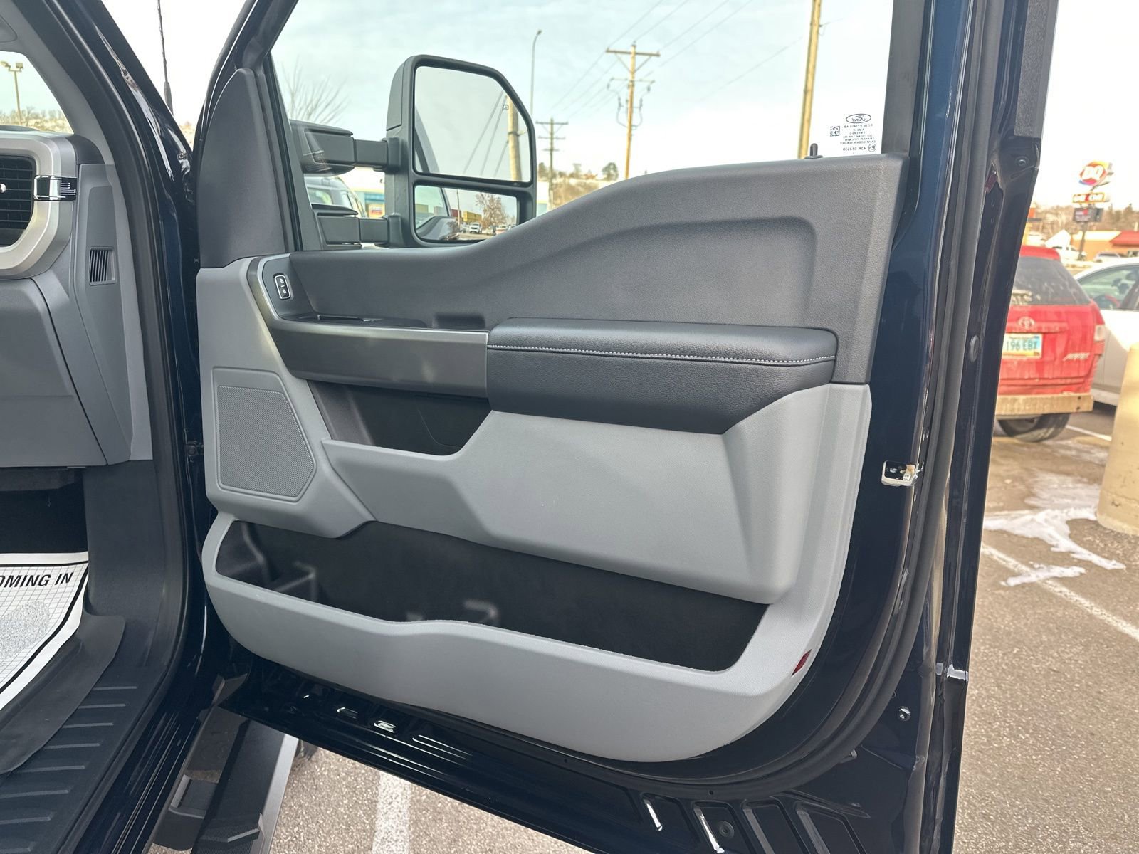 Used 2025 Ford F250 XLT w/ Snow Plow Prep Package AWD/4WD image 36