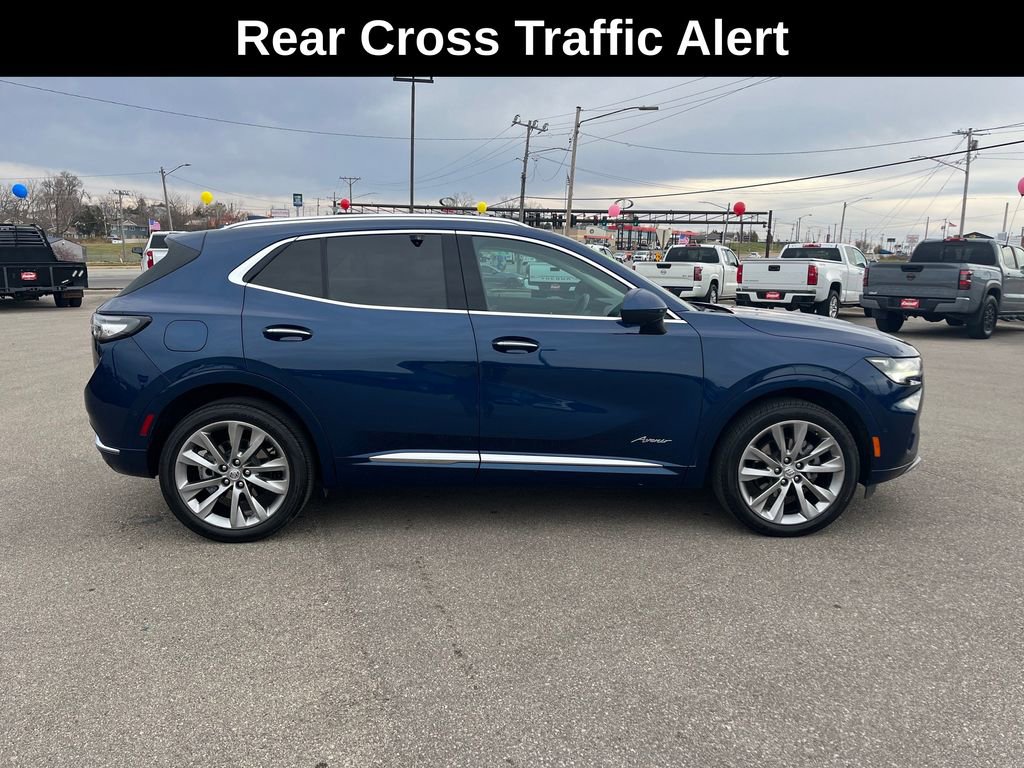 Used 2022 Buick Envision Avenir w/ Technology Package II image 8