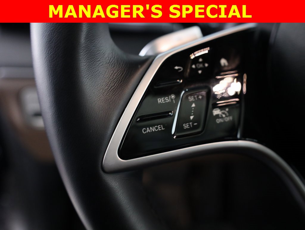 Used 2025 Mercedes-Benz GLE 450e 4MATIC image 12