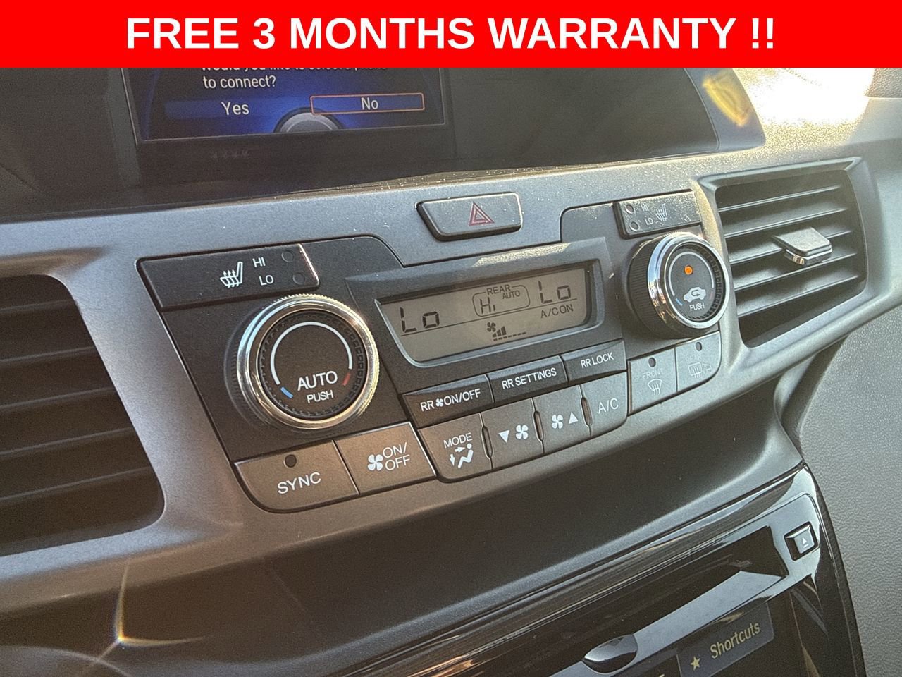 Used 2014 Honda Odyssey Touring Elite image 19