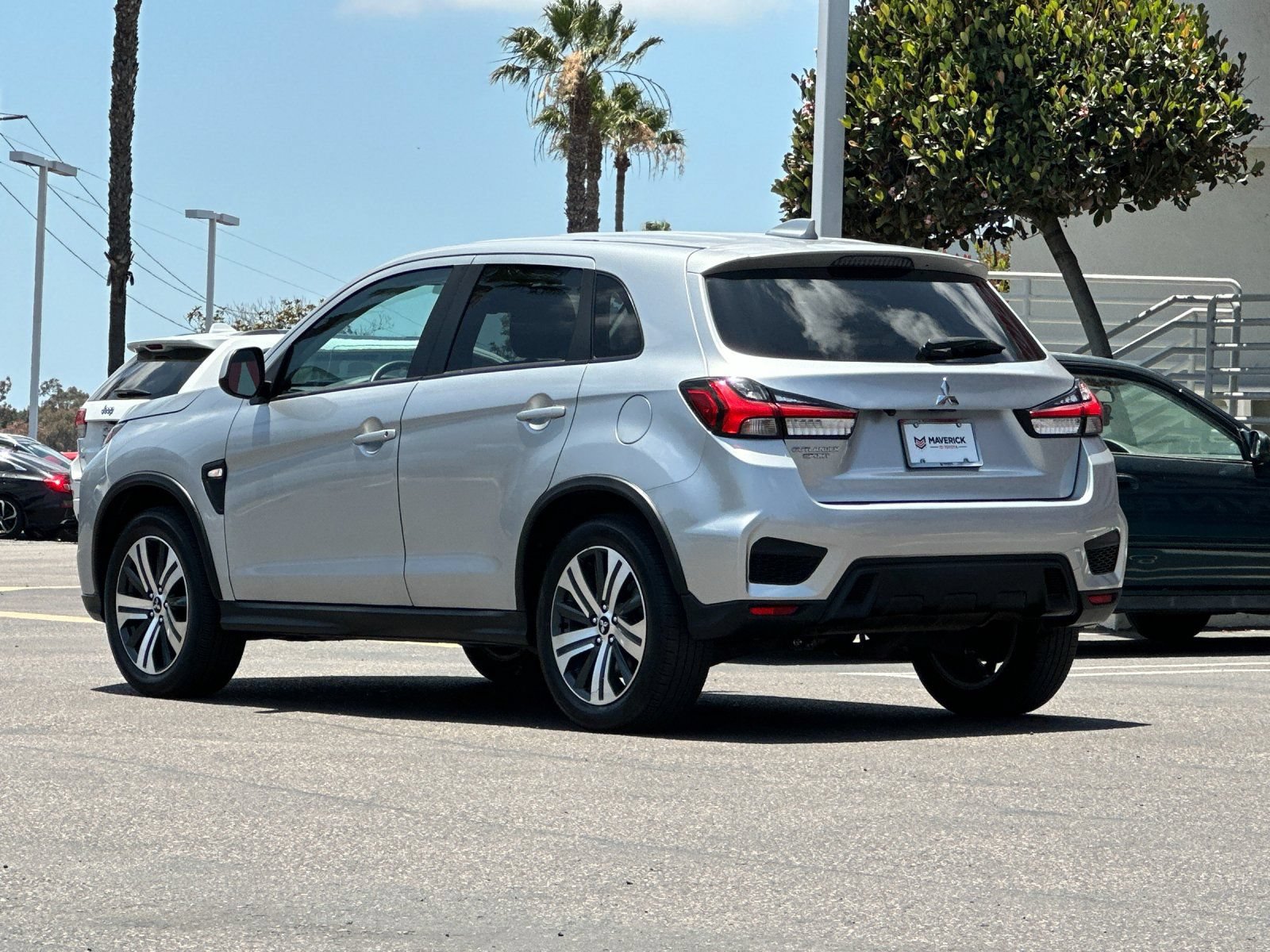 Used 2024 Mitsubishi Outlander Sport ES AWD/4WD image 3