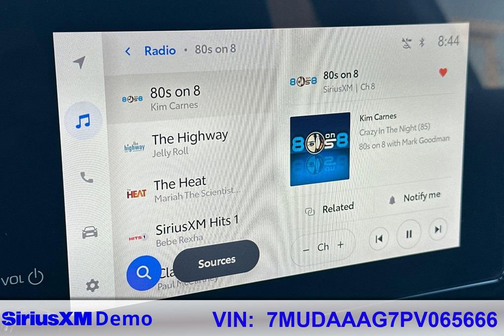 Used 2023 Toyota Corolla Cross XLE w/ Convenience Package image 28