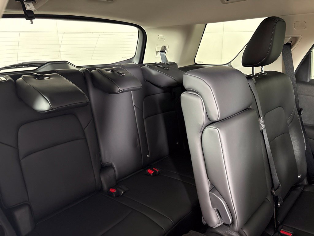 New 2026 Nissan Pathfinder SL FWD image 21