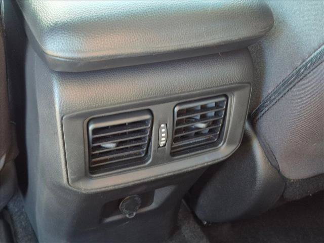Used 2022 Toyota RAV4 LE FWD image 16