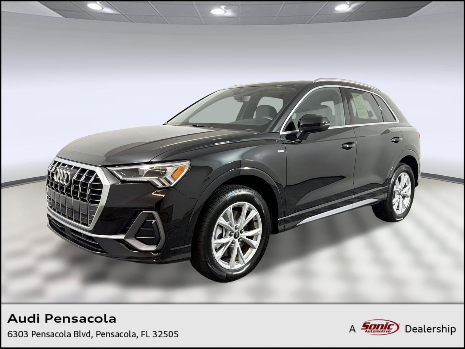 Certified 2025 Audi Q3 2.0T Premium w/ Convenience Package AWD/4WD image 1